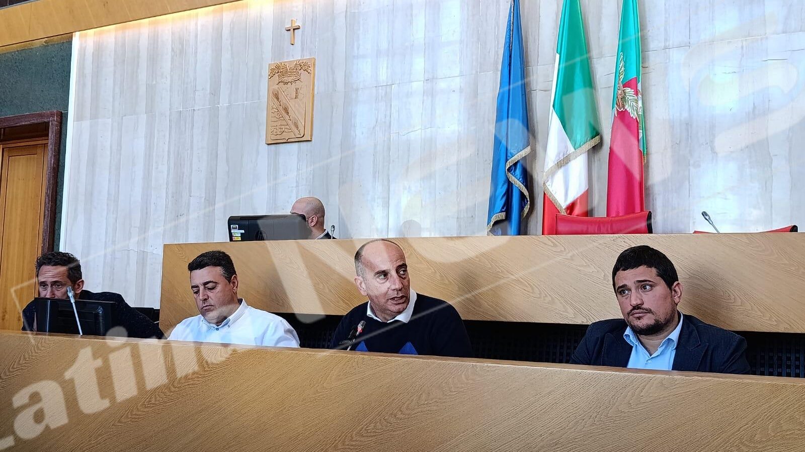 Immagine WhatsApp 2024-12-30 ore 12.49.40_61950359