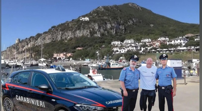 carabiniere nuoto ponza