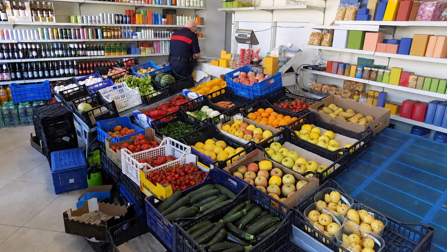 Carabinieri sequestro ortofrutta aprilia