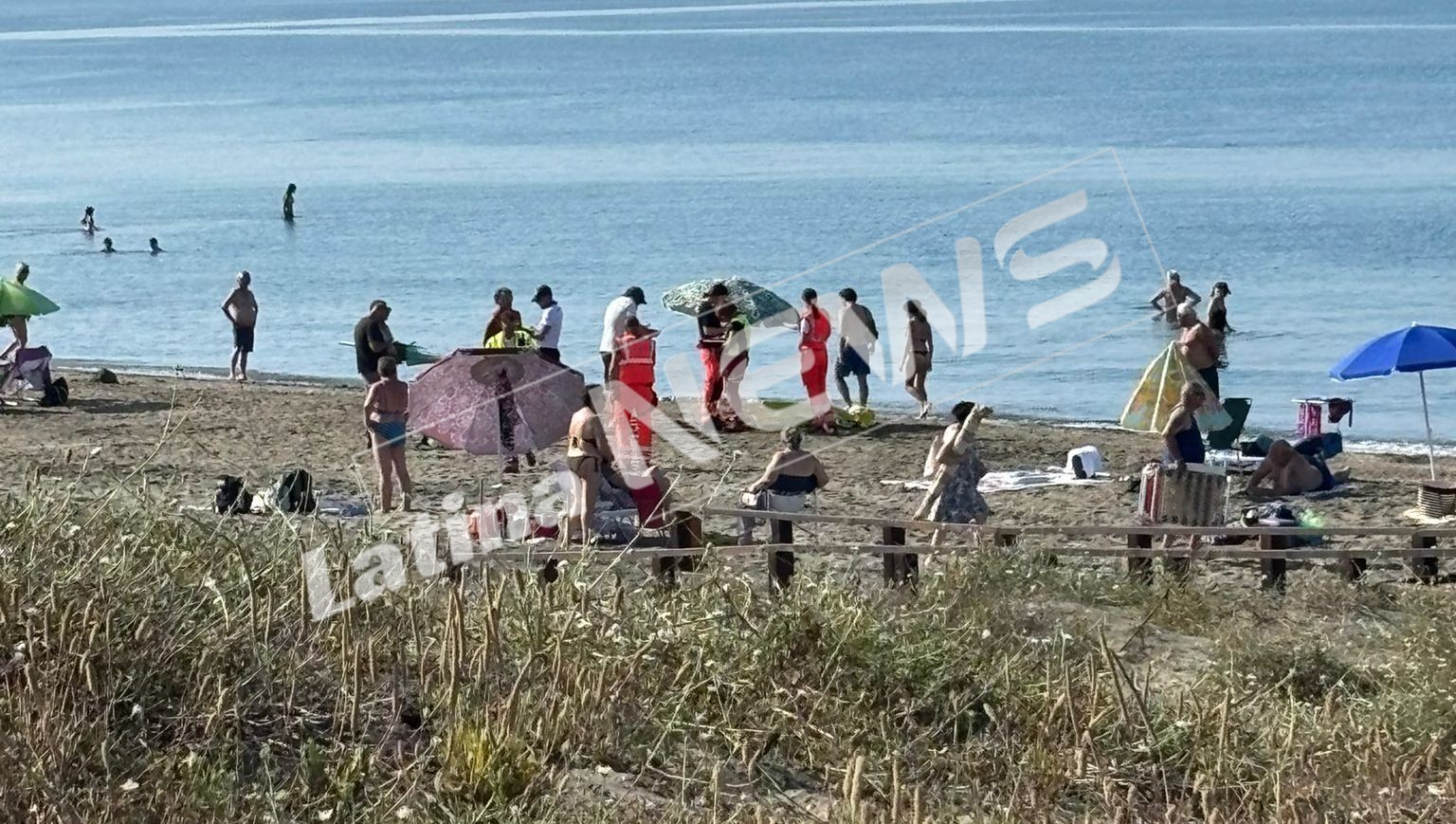 Dramma al lido di Latina, trovato in mare il corpo senza vita di uomo