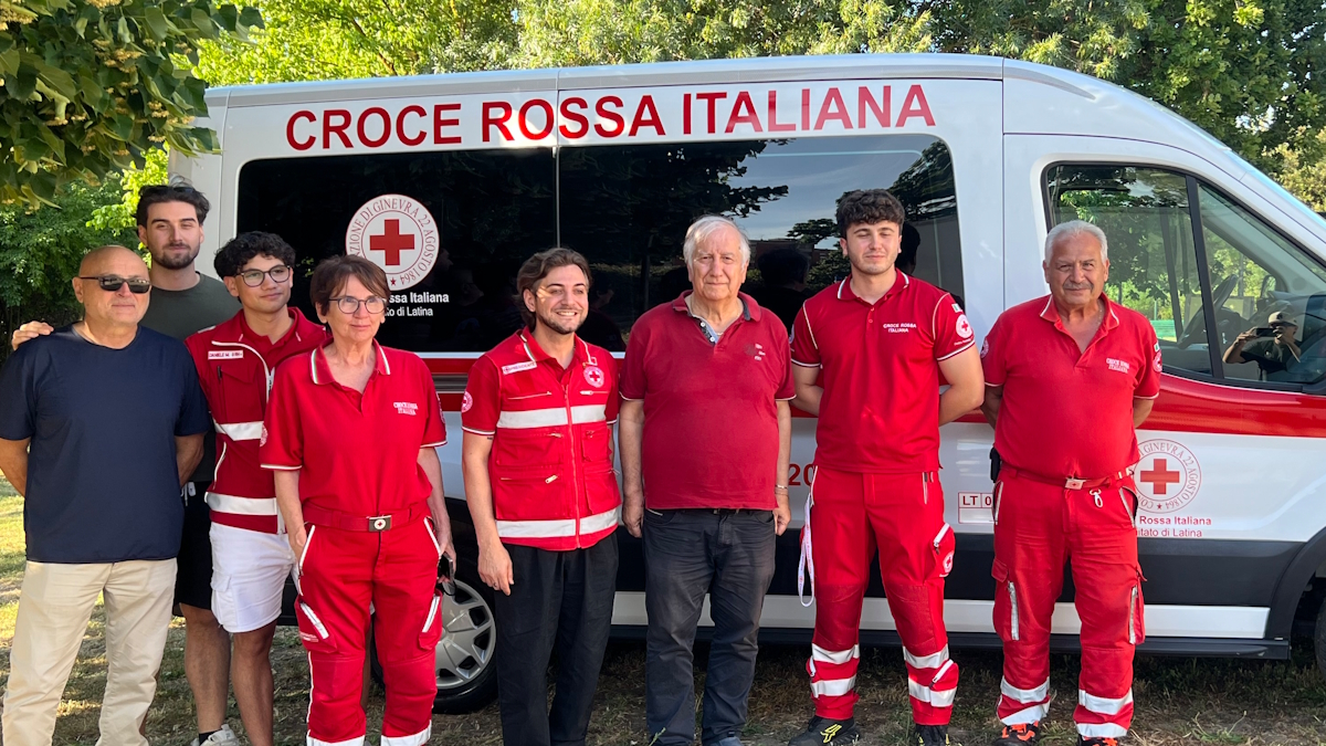 ambulanza croce rossa disabili inclusione